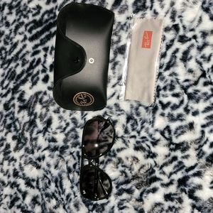 Ray-Ban Aviator Sunglasses RB4162 601 59-15 2N Black/Grey Gradient New With Case